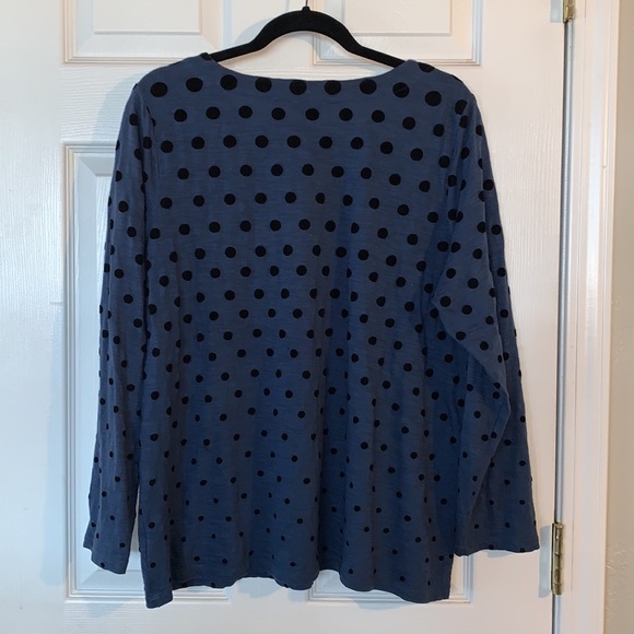 Talbots Blue and Black Polka Dot Top - Picture 2 of 4